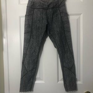 Lululemon reflective leggings with pocket